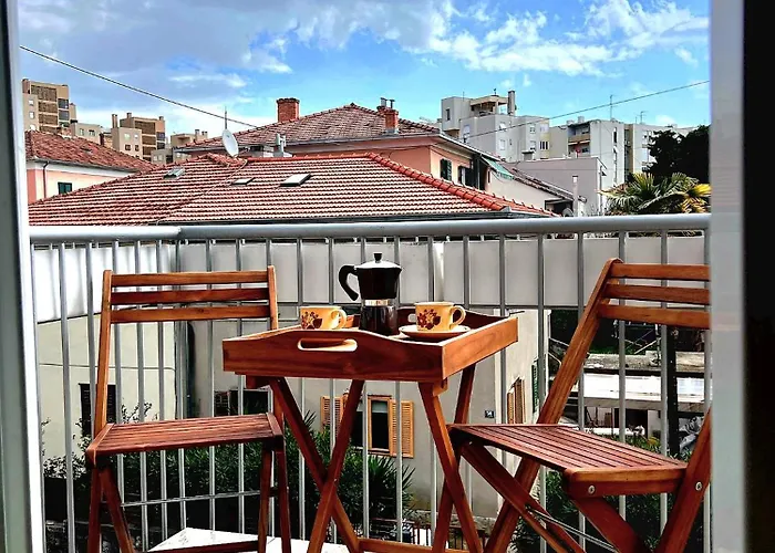 Berislove Apartment *